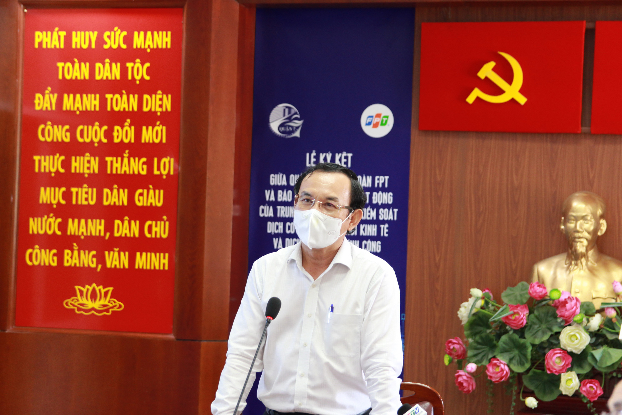Bà thư Nguyễn Văn Nên: Công nghệ sẽ đà o thải cán bộ là m việc không hiệu quả! - Ảnh 1. Bà thư Nguyễn Văn Nên: Công nghệ sẽ đà o thải cán bộ là m việc không hiệu quả! - Ảnh 1.