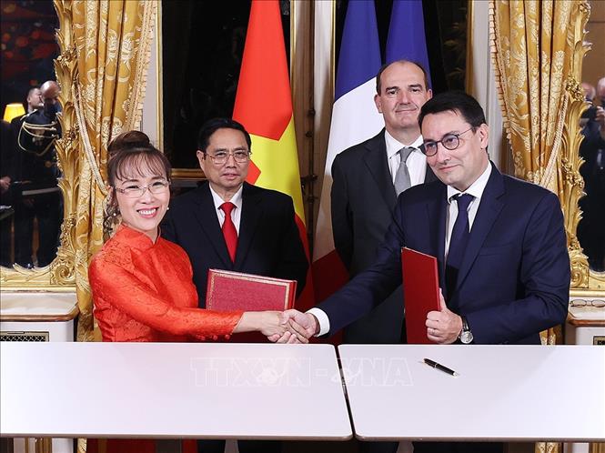 Thủ tướng Phạm Minh Chính và Thủ tướng Jean Castex chứng kiến ký nhiều thỏa thuận hợp tác - Ảnh 5.