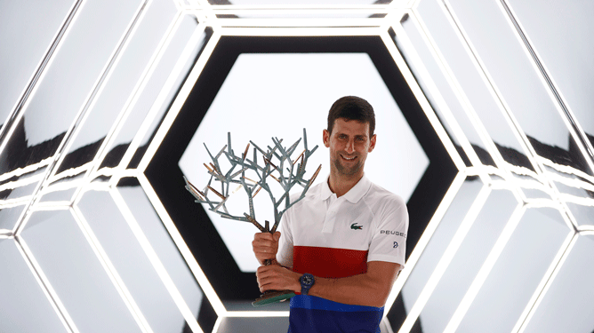 Novak Djokovic không ngừng phá vỡ kỷ lục - Ảnh 1.