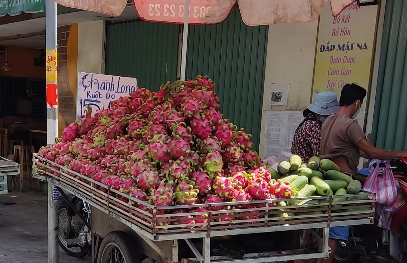 Thanh long lo bí đầu ra sau đợt kiểm tra của Trung Quốc