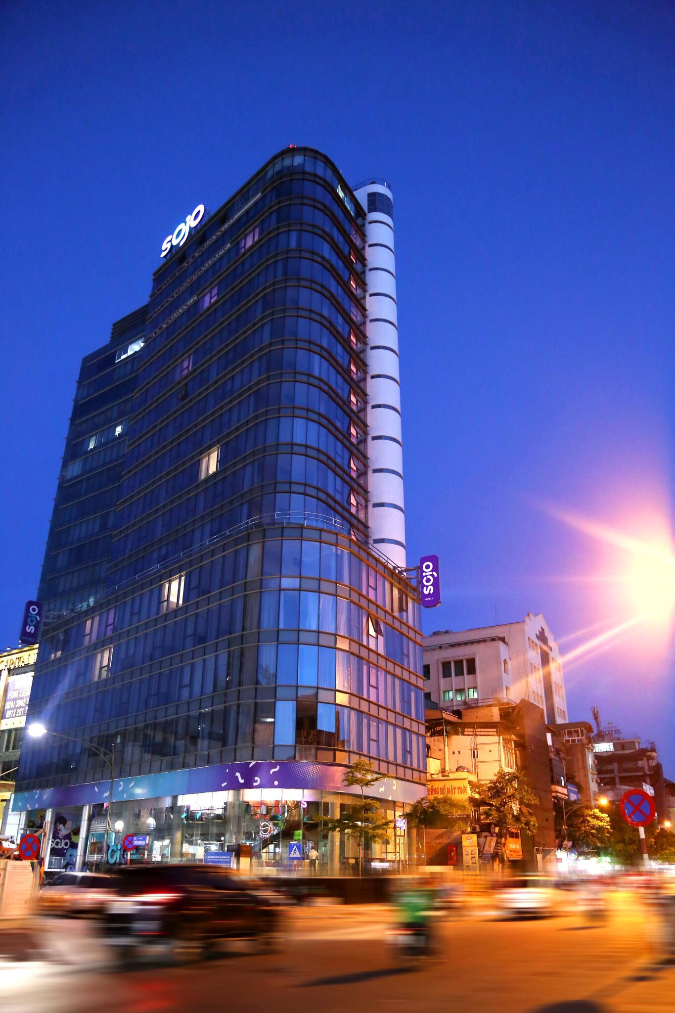 Đằng sau sự mở rộng liên tiếp của chuỗi khách sạn thuận ích đầu tiên tại Việt Nam
