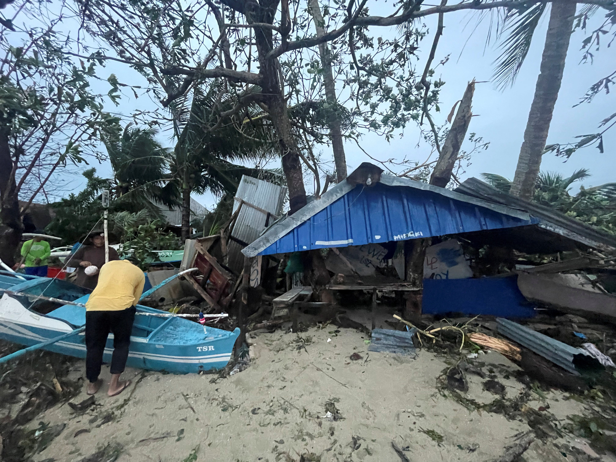 Philippines tan hoang vì siêu bão Rai - Ảnh 9.