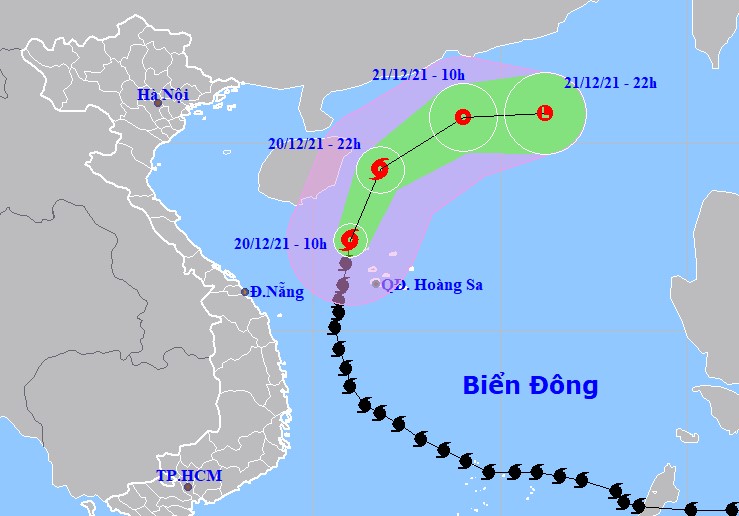 Bão số 9 giật cấp 12 quét qua quần đảo Hoàng Sa, sóng biển cao 5-7 m - Ảnh 1.