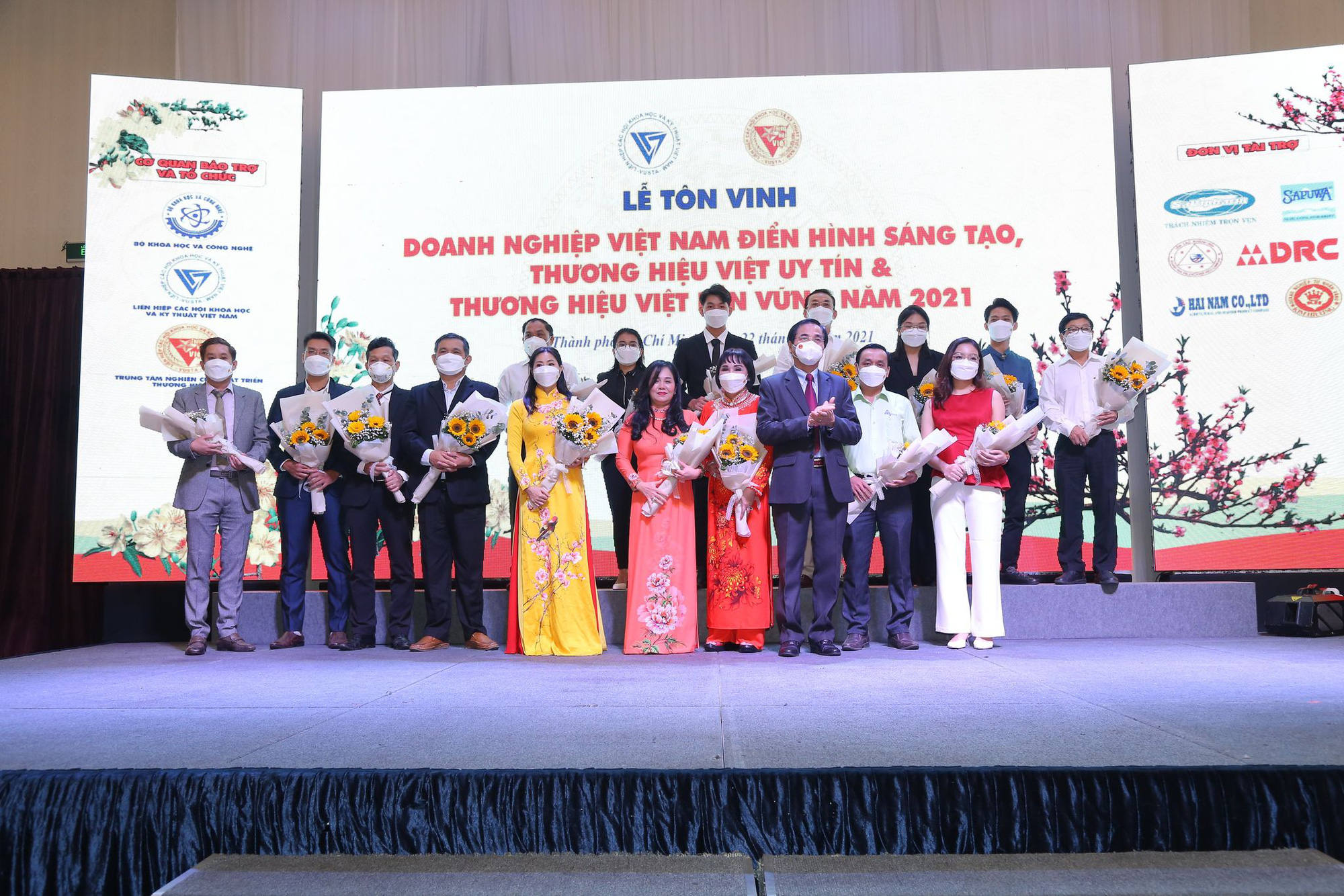 Tôn vinh “Doanh nghiệp Việt Nam điển hình sáng tạo 2021”