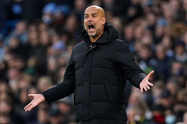 Man City tan tác vì Covid-19, Pep Guardiola tuyên bố vẫn đua vô địch - Ảnh 4.