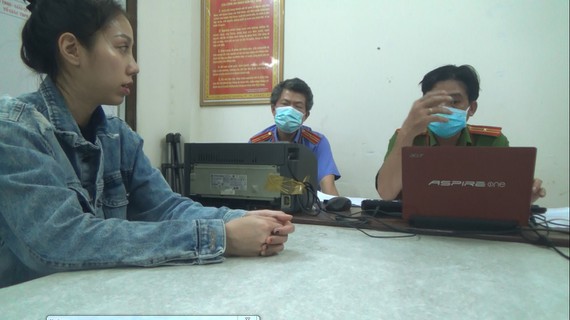 Mẹ bé gái bị bạo hành tử vong gửi đơn yêu cầu khởi tố bị can, điều tra tội ác của chồng cũ - Ảnh 4.