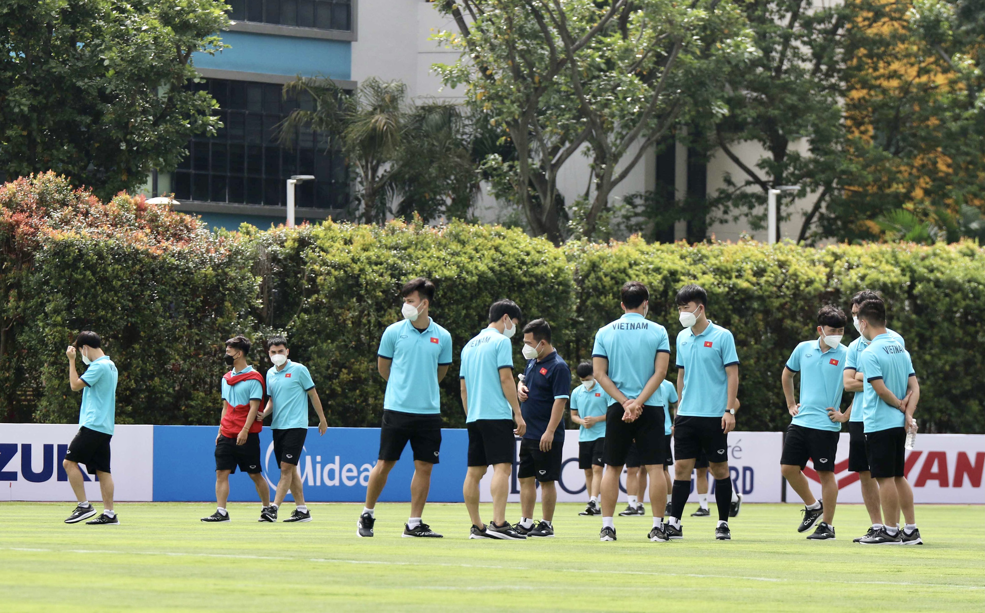 AFF Cup 2020: Sân Bishan đón 1.000 khán giả trận đội tuyển Việt Nam - Lào - Ảnh 5.