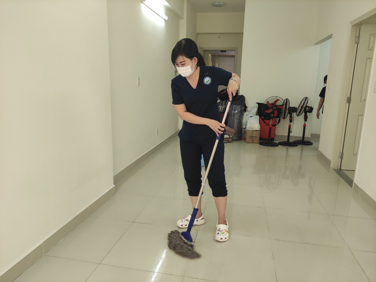 Cận cảnh nơi sẽ tiếp nhận người nghi nhiễm Omicron tại TP HCM - Ảnh 5. Cận cảnh nơi sẽ tiếp nhận người nghi nhiễm Omicron tại TP HCM - Ảnh 5.