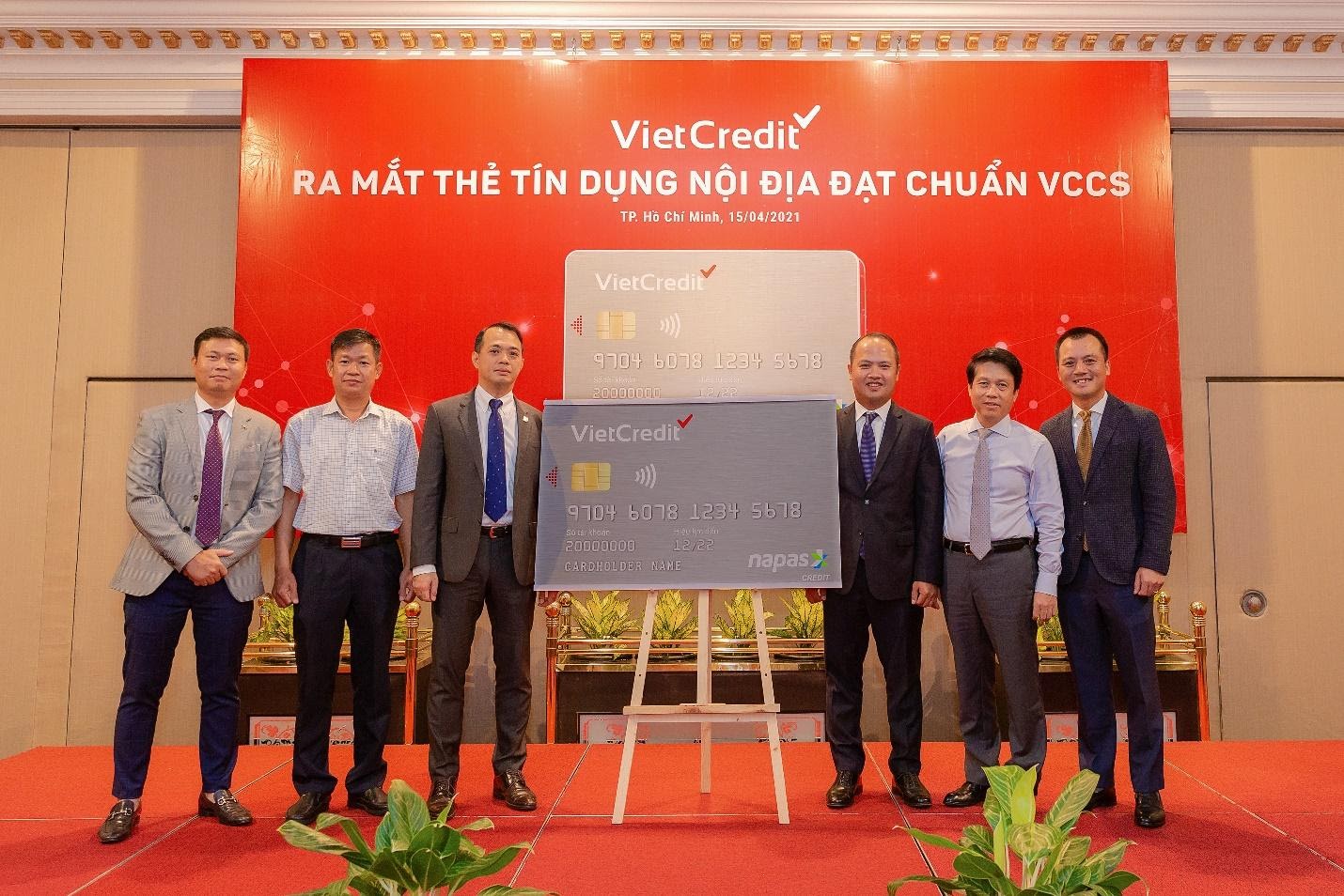 VietCredit ra mắt thẻ tín dụng nội địa đạt chuẩn VCCS