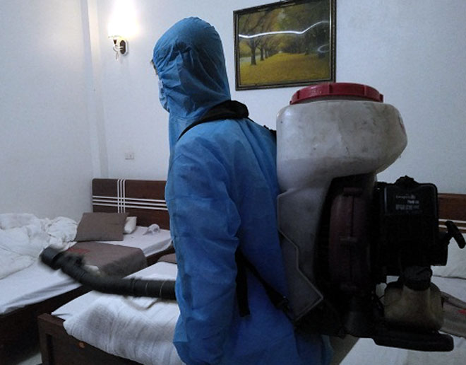 On the afternoon of April 27, 5 more cases of Covid-19 were infected, with 1 person infecting the disease at the isolation ward - Photo 2. On the afternoon of April 27, 5 more cases of Covid-19 were infected, with 1 person infecting the disease at the isolation ward - Photo 2.