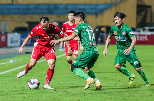 Sài Gòn FC thay tướng chưa đổi vận, Than Quảng Ninh gây bất ngờ - Ảnh 8.