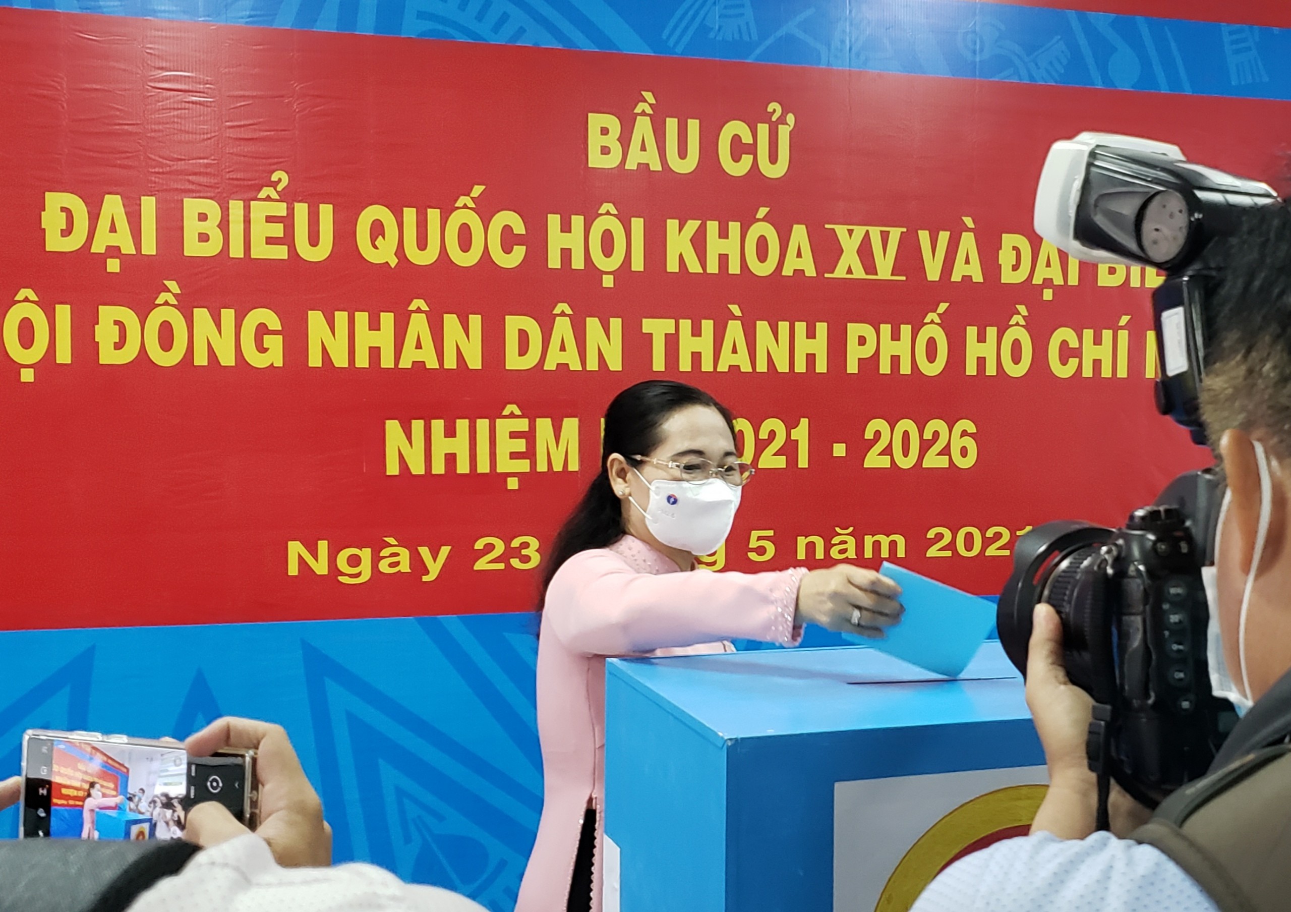 Phóng sự ảnh: Lãnh đạo Đảng, Nhà nước đi bầu cử - Ảnh 11.