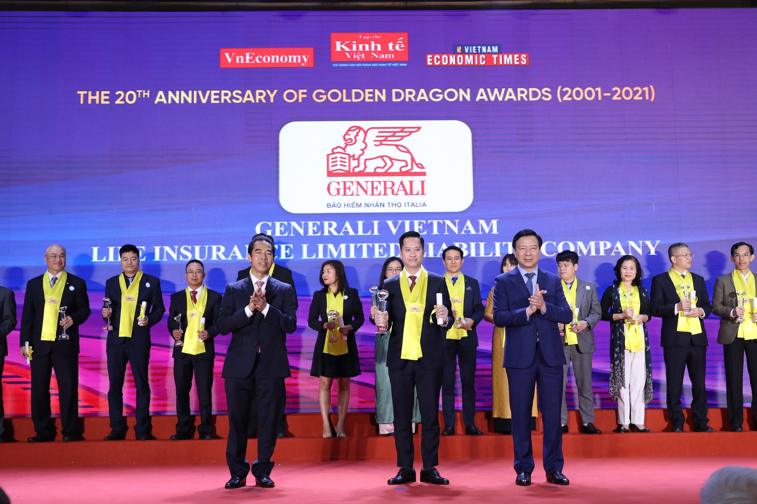Generali Việt Nam nhận giải thưởng Rồng Vàng 2021