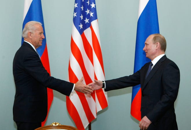 Tổng thống Nga - Mỹ bàn gì trong cuộc gặp không điều kiện? - Ảnh 1.