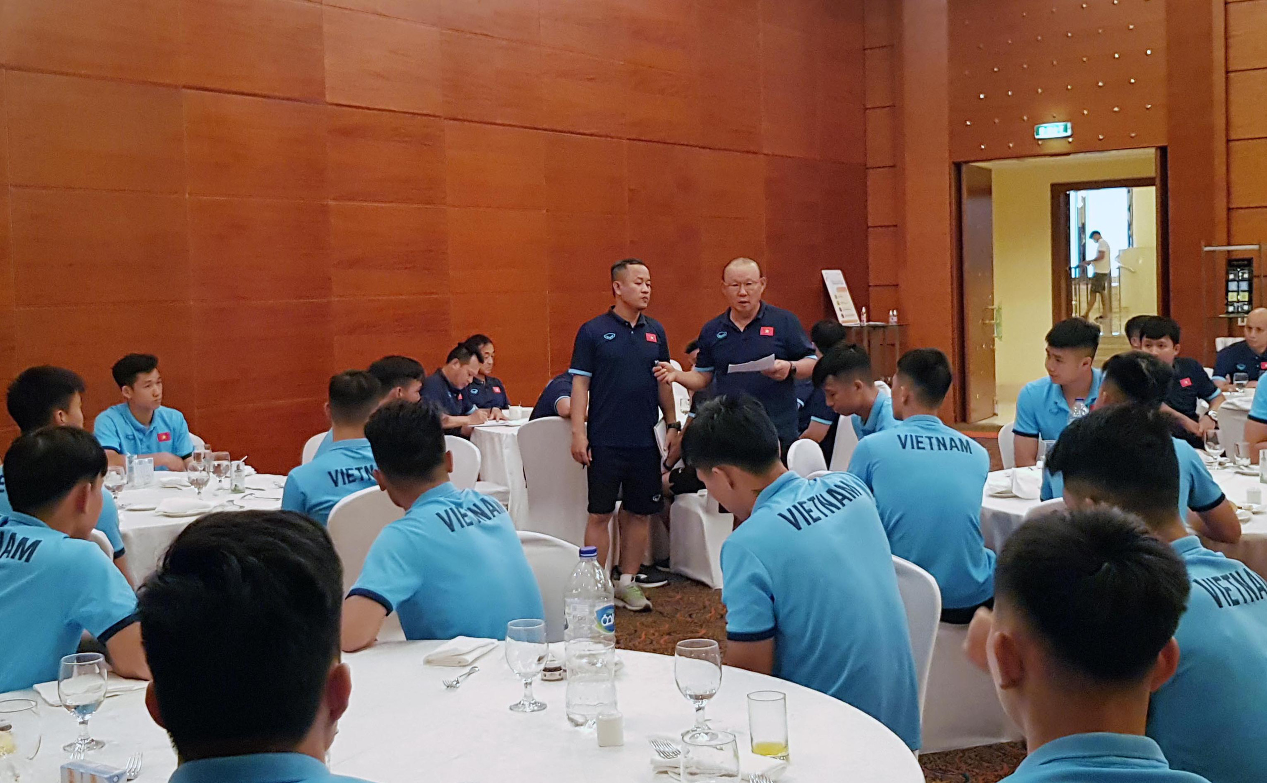 Đội tuyển Việt Nam sẵn sàng bước vào tập luyện tại UAE - Ảnh 5.