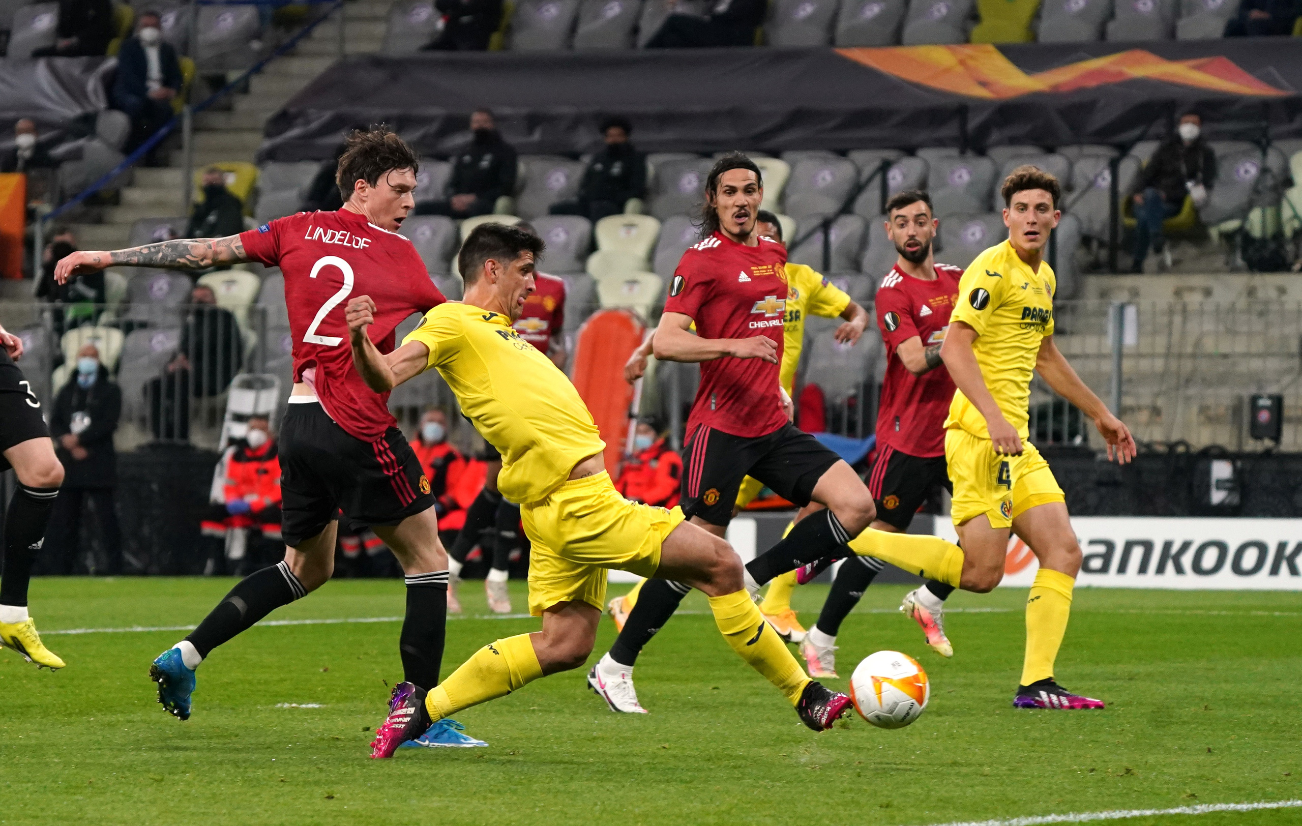 Man United gục ngã loạt luân lưu, Villarreal lên ngôi Europa League  - Ảnh 3.
