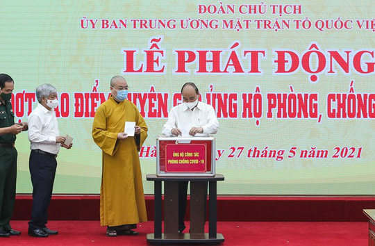Chủ tịch nước Nguyễn Xuân Phúc kêu gọi đóng góp ủng hộ để Việt Nam sớm chiến thắng Covid-19 - Ảnh 2.