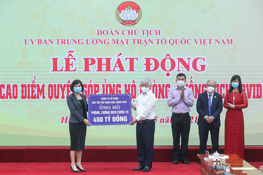 Chủ tịch nước Nguyễn Xuân Phúc kêu gọi đóng góp ủng hộ để Việt Nam sớm chiến thắng Covid-19 - Ảnh 4.