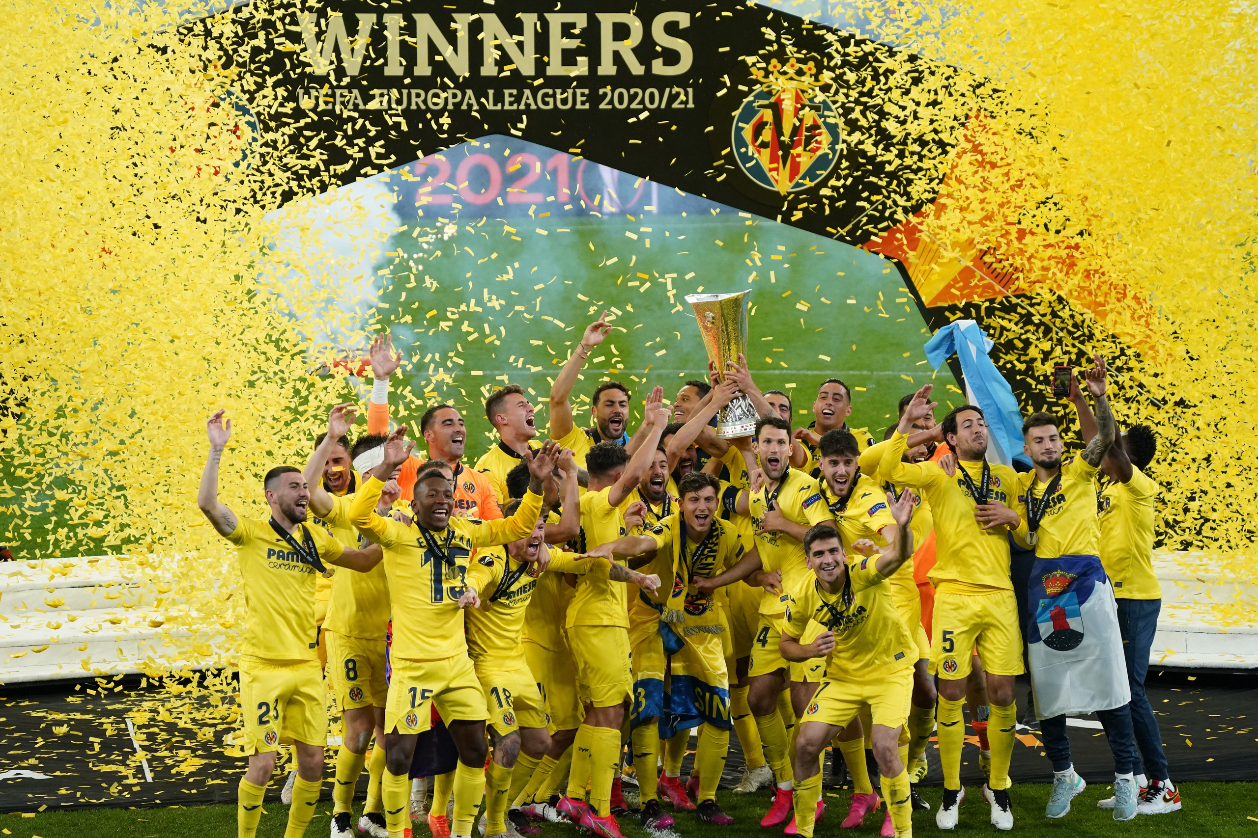 Man United gục ngã loạt luân lưu, Villarreal lên ngôi Europa League  - Ảnh 14.
