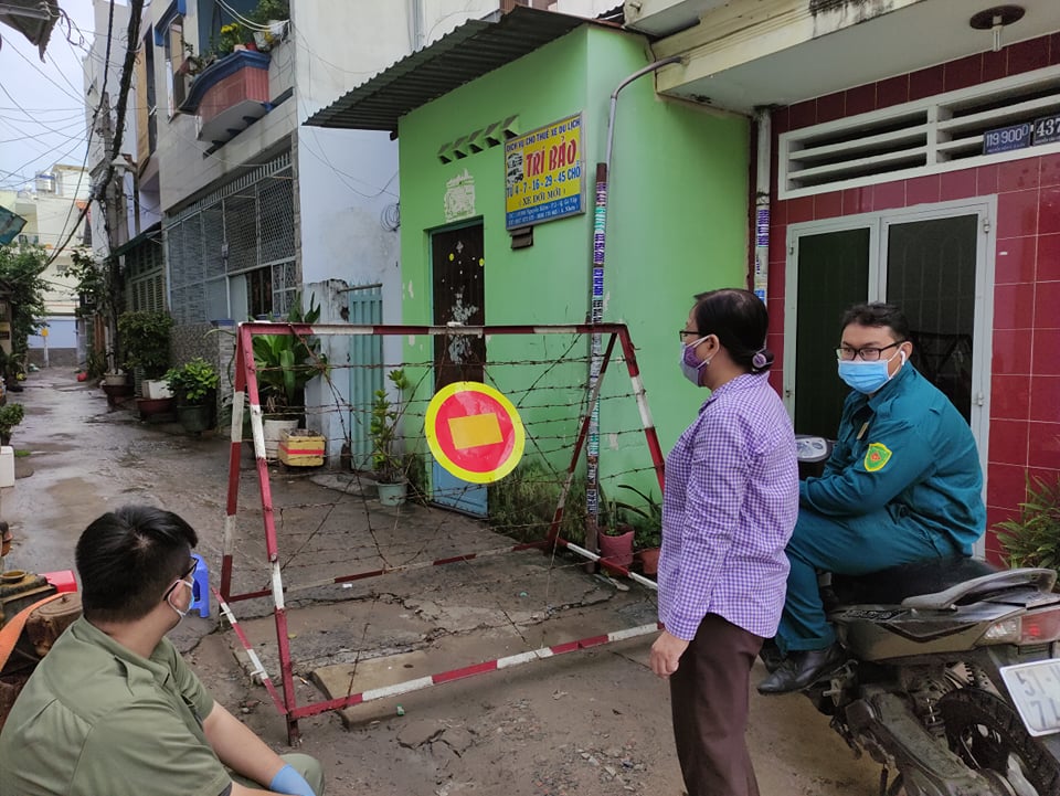TP HCM: Thêm 2 trường hợp nghi mắc Covid-19 - Ảnh 1.