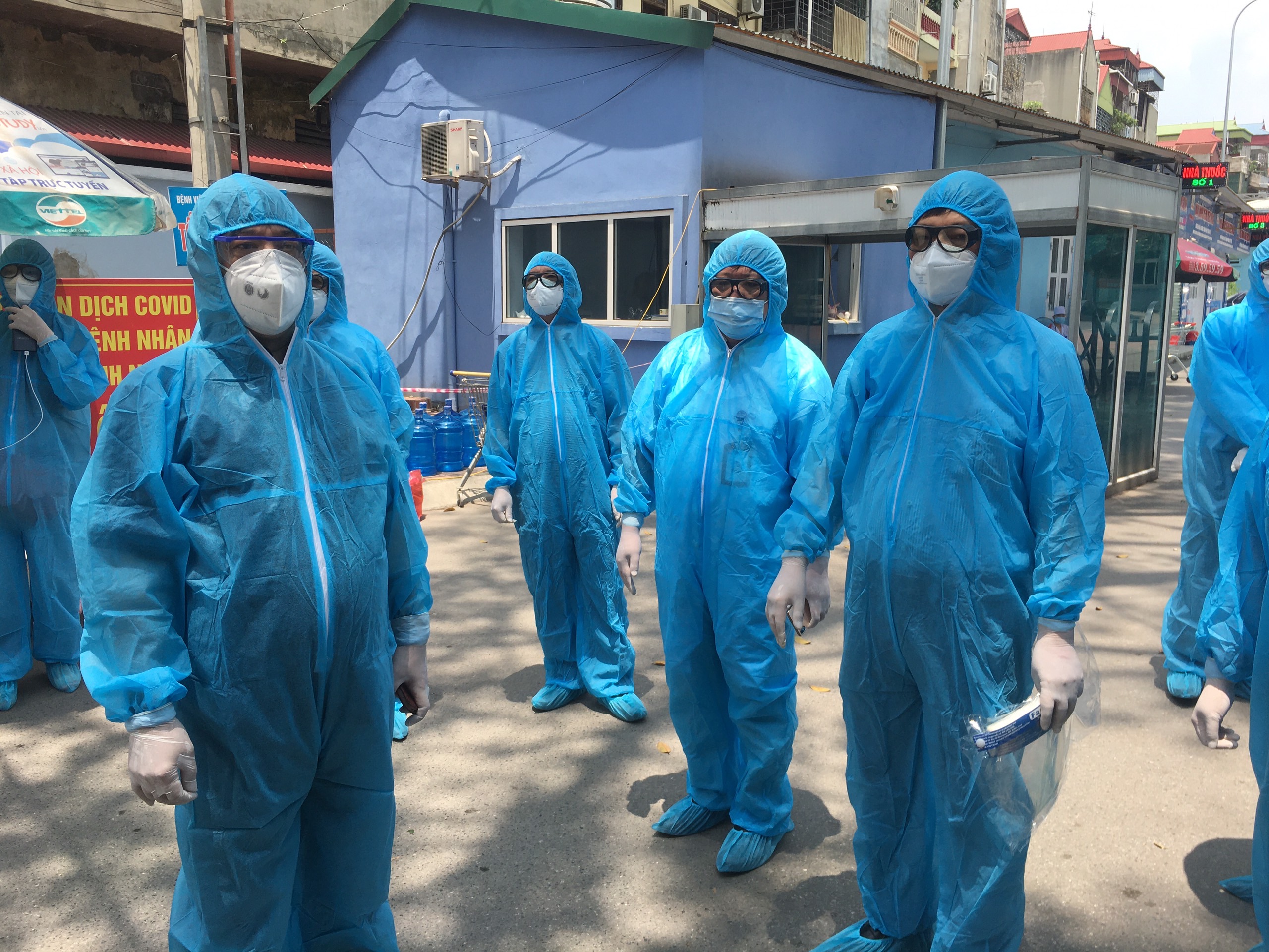The Ministry of Health officially issued detailed guidance on management of people after centralized isolation - Photo 3. The Ministry of Health officially issued detailed guidance on management of people after centralized isolation - Photo 3.