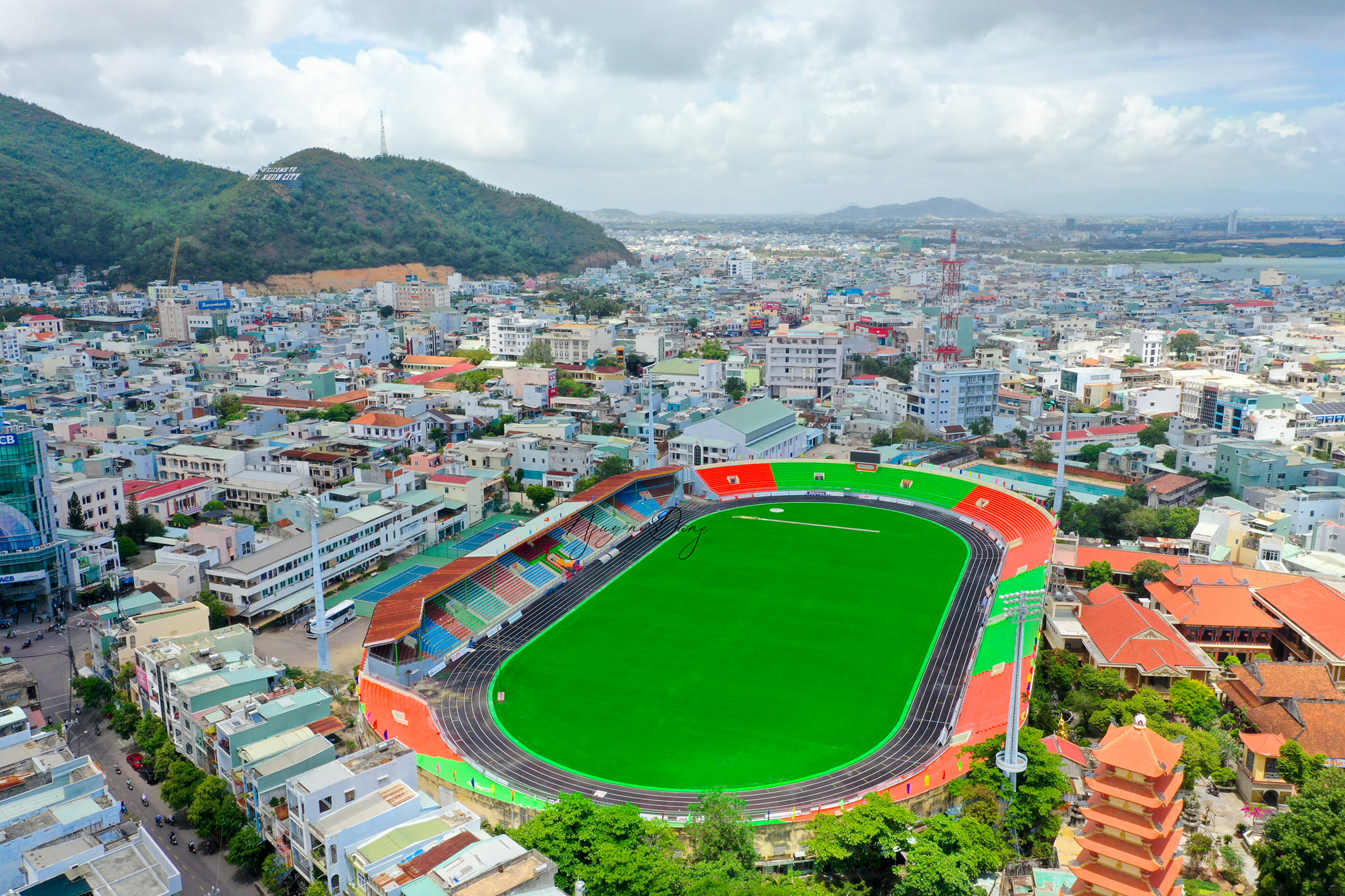 Đội tuyển bóng đá Việt Nam hủy kế hoạch tập huấn ở Quy Nhơn - Báo ...