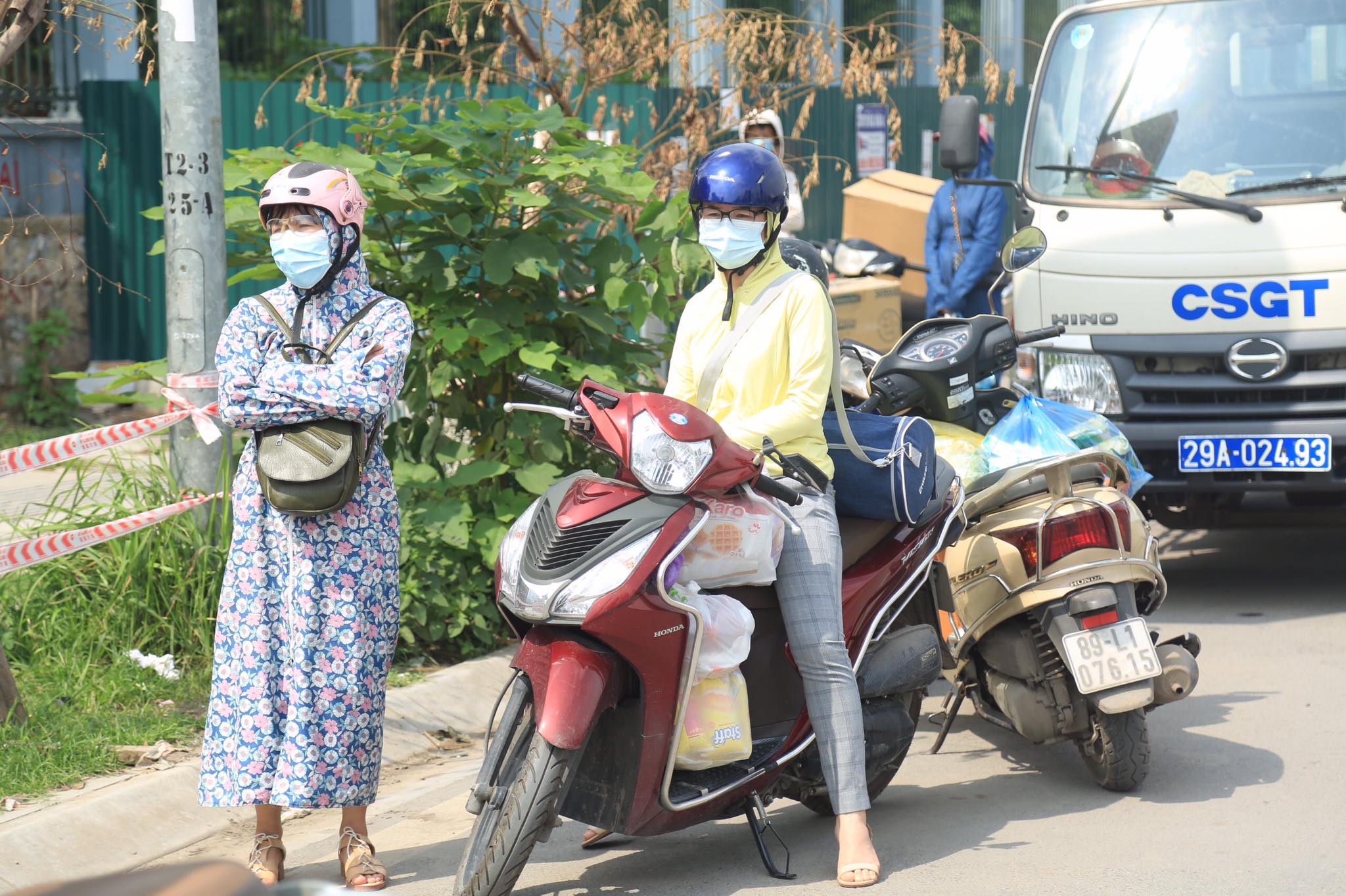 Cận cảnh Bệnh viện K Tân Triều dựng rào chắn, dừng tiếp nhận bệnh nhân - Ảnh 14.