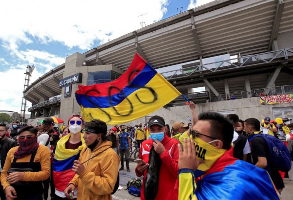 Tước quyền hai đồng chủ nhà, Copa America 2021 chuyển đến Brazil - Ảnh 6.