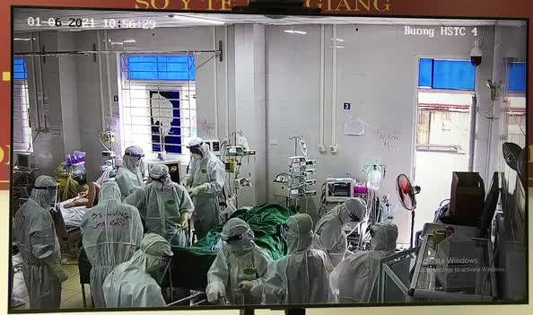 Thai phụ 26 tuổi mắc Covid-19 phải can thiệp ECMO, dùng thuốc an thần - Ảnh 1.