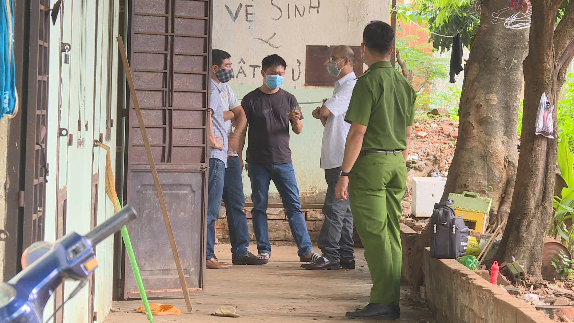 Dẫu cho cuộc sống có đầy khó khăn và những cảm xúc xao động, hãy nhớ rằng các chúng ta vẫn có thể cùng vượt qua mọi thử thách. Những hình ảnh đẹp và ý nghĩa về tình cảm gia đình sẽ giúp chúng ta giải tỏa những căng thẳng và suy tư. Hãy cùng xem những khoảnh khắc đáng nhớ và cảm động trong hình ảnh về tử vong.