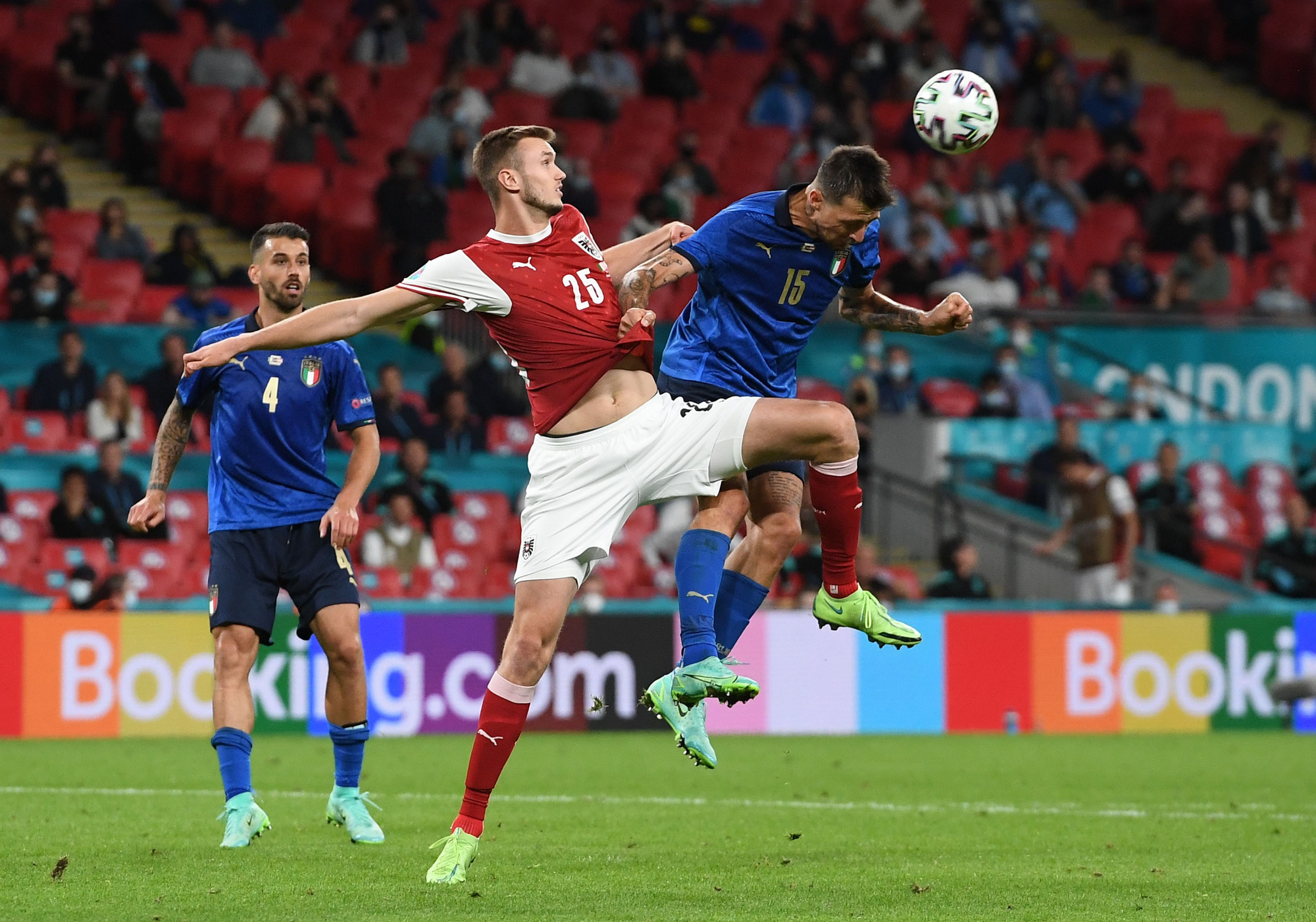 Tuyển Ý vào tứ kết Euro 2020 nhờ hai siêu phẩm bàn thắng - Ảnh 3.