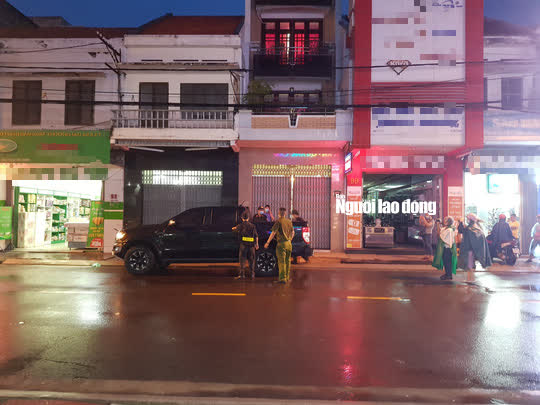 NÓNG: Những hình ảnh bắt tạm giam 2 nguyên Chủ tịch UBND tỉnh Khánh Hòa - Ảnh 9.