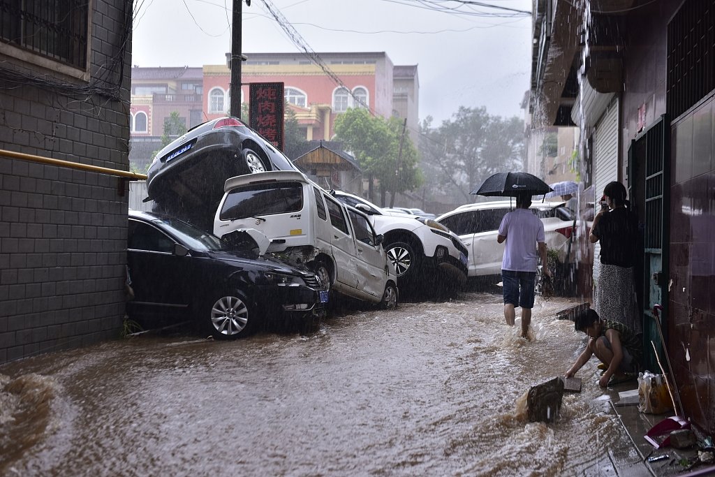 Trung Quốc dự báo đúng mưa lũ nhưng... sai thời gian và địa điểm - Ảnh 4.