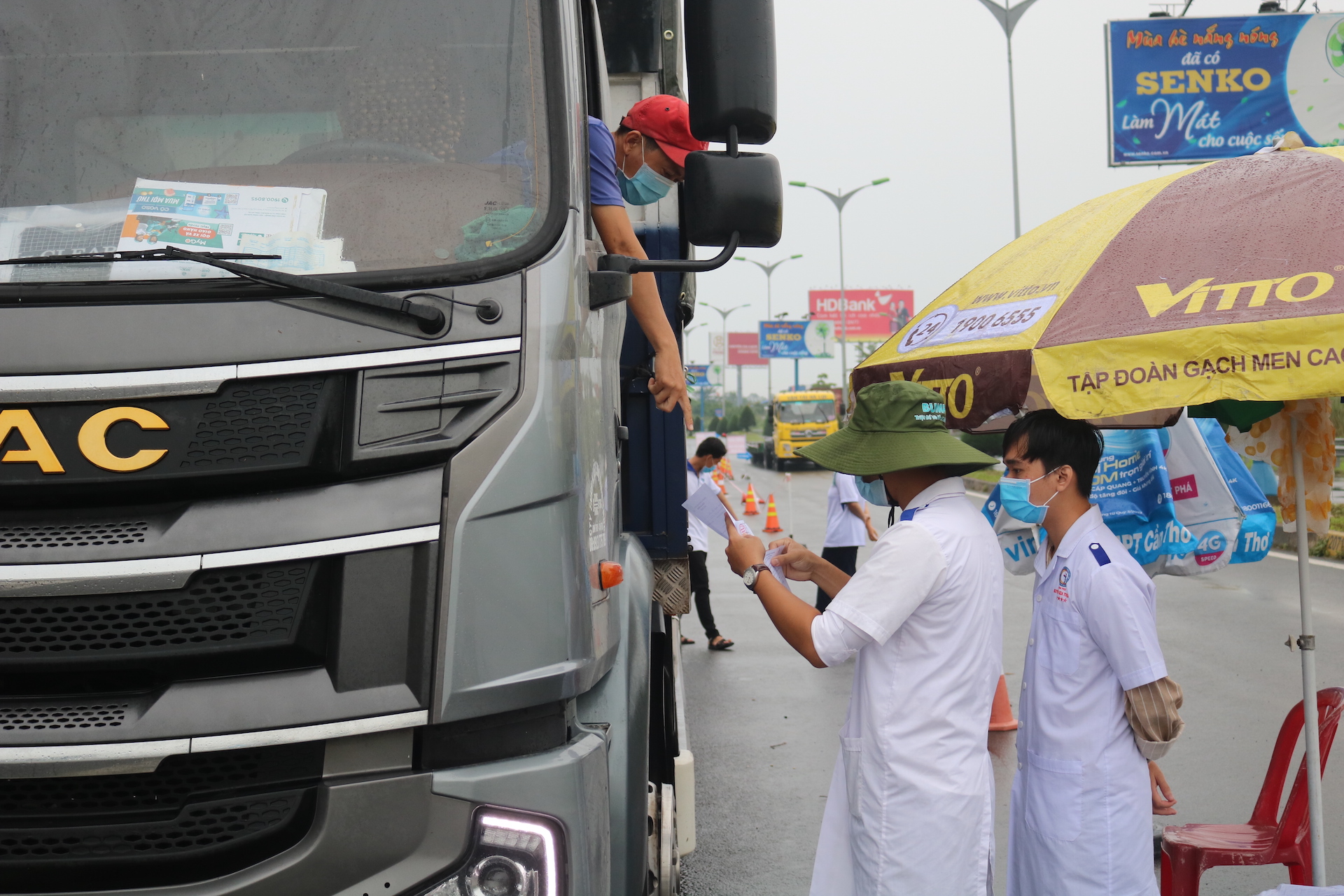 Chương trình Thực phẩm miễn phí cùng cả nước chống dịch đến với Cần Thơ - Ảnh 3.