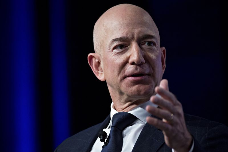 Tài sản của Jeff Bezos đạt kỷ lục 211 tỷ USD