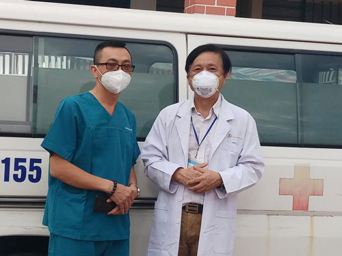 Lao vào tâm bão sẽ gặp... bình yên - Ảnh 1. Lao vào tâm bão sẽ gặp... bình yên - Ảnh 1.