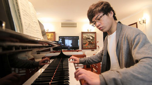 Nghệ sĩ piano Việt Nam vào chung kết Fryderyk Chopin lần thứ 18 - Ảnh 1.