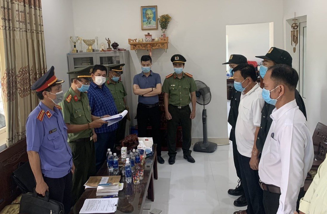 CẢNG HÀNG KHÔNG QUỐC TẾ PHÚ BÀI BIỂU TƯỢNG GIAO THÔNG MIỀN TRUNG VIỆT NAM
