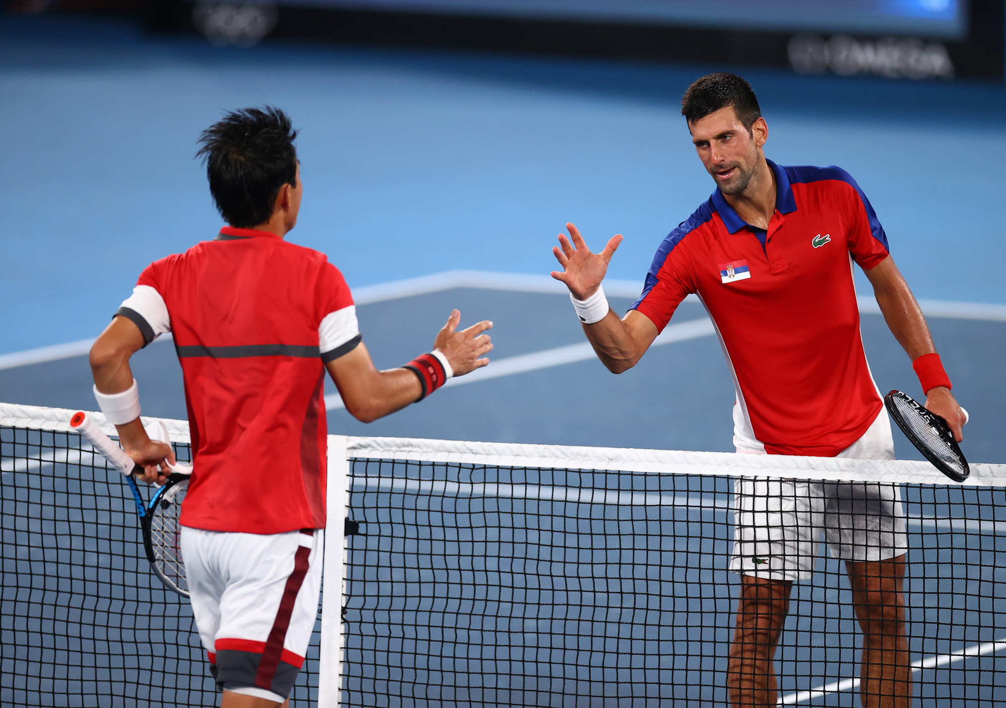 Olympic Tokyo 2020: Hạ tay vợt nước chủ nhà, Djokovic tiến gần đến danh hiệu Golden Slam - Ảnh 5.