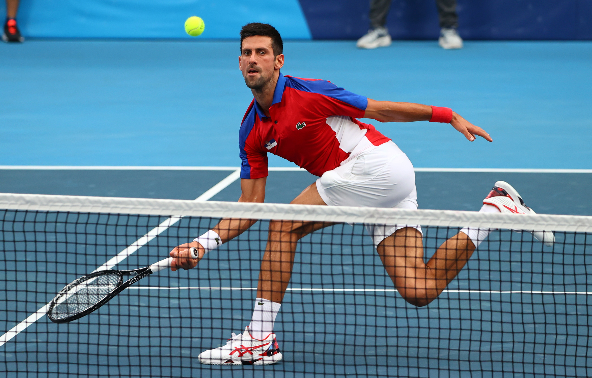 Djokovic lỡ cơ hội giành Golden Slam sau thất bại ở Olympic Tokyo 2020 - Ảnh 1.