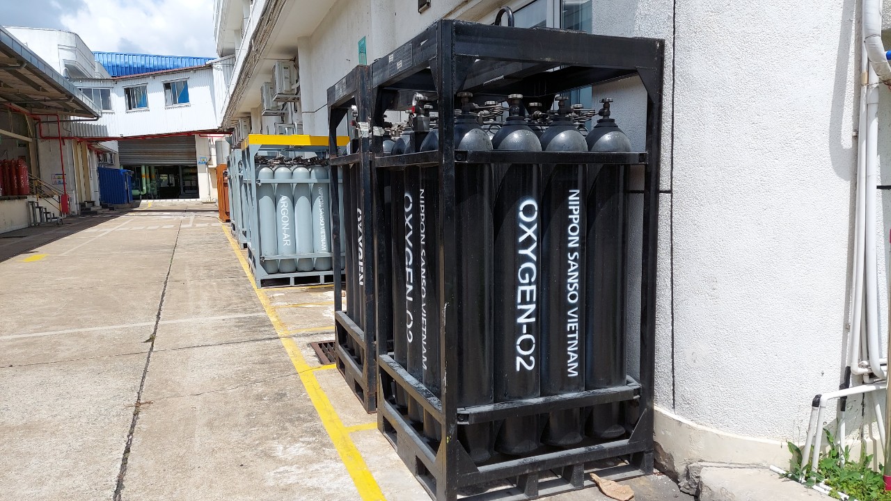 Cận cảnh nhà máy sản xuất ôxy cung cấp cho điều trị bệnh - Ảnh 7.