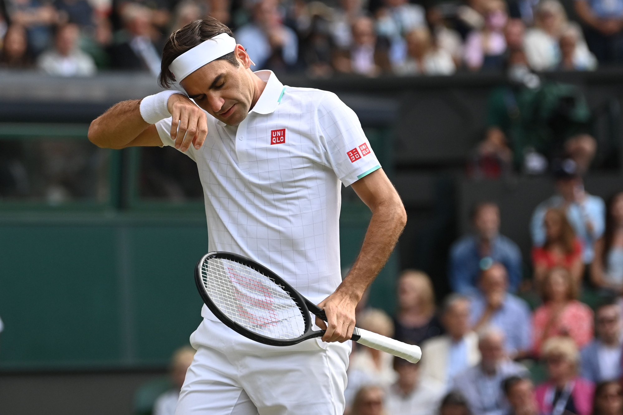 Roger Federer thua thảm tại Wimbledon 2021 - Ảnh 6.