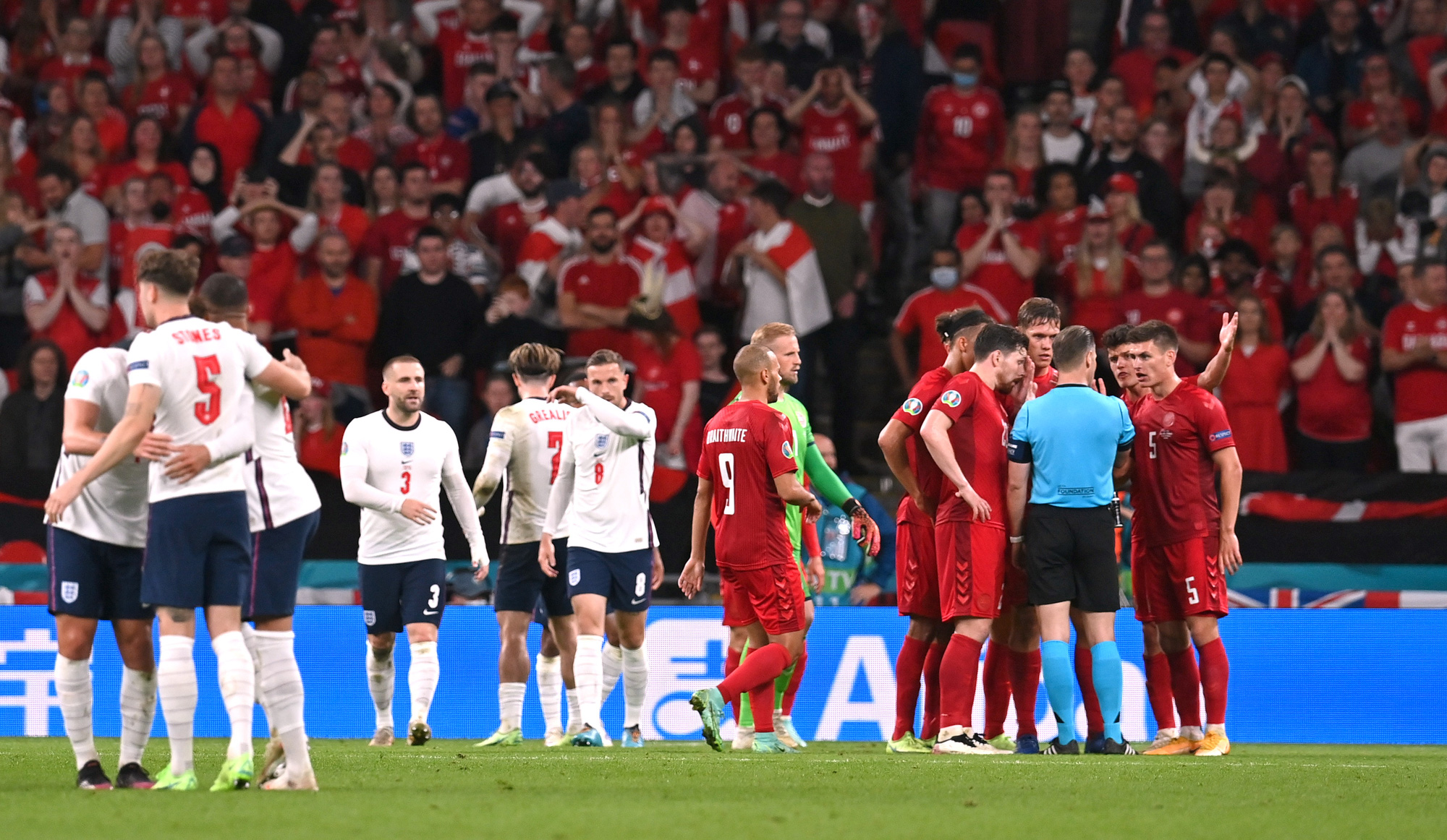 Được hưởng phạt đền, tuyển Anh vào chung kết Euro 2020 - Ảnh 8.