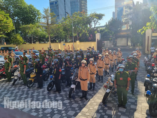 Đà Nẵng bắt đầu thực hiện ai ở đâu thì ở đó, ra ngoài không lý do sẽ bị xử nghiêm - Ảnh 3.