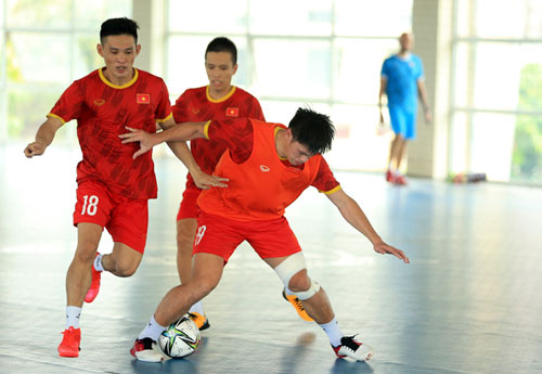 Tuyển futsal Việt Nam chú trọng đấu pháp tổng lực - Ảnh 1.