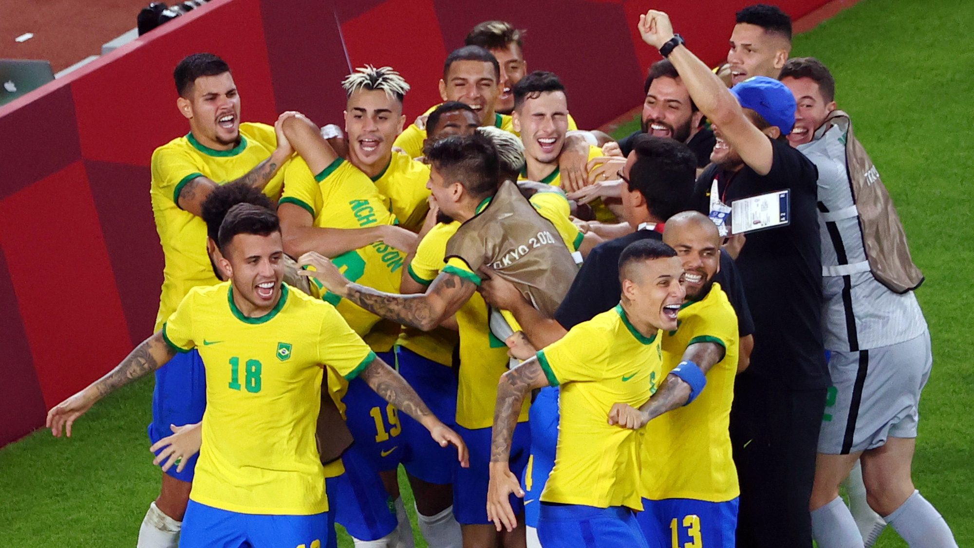 Tuyển Brazil thắng luân lưu, lọt vào chung kết Olympic Tokyo 2020 - Ảnh 11.