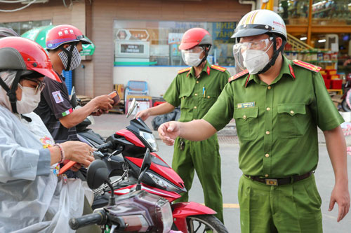 NHẬT KÝ NHỮNG NGÀY GIÃN CÁCH XÃ HỘI: Mọi chuyện rồi sẽ ổn - Ảnh 1.