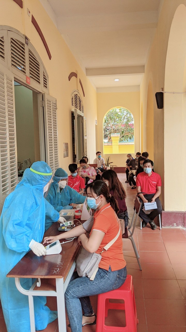 “Biệt đội cấp cứu 916” ở Cần Thơ tham gia tiêm vắc-xin ngừa Covid-19 - Ảnh 7.