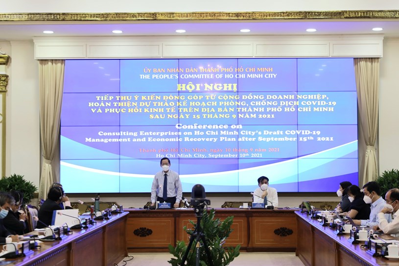 TP HCM dự kiến thí điểm Thẻ xanh, Thẻ vàng Covid-19 sau ngày 15-9 - Ảnh 2. TP HCM dự kiến thí điểm Thẻ xanh, Thẻ vàng Covid-19 sau ngày 15-9 - Ảnh 2.