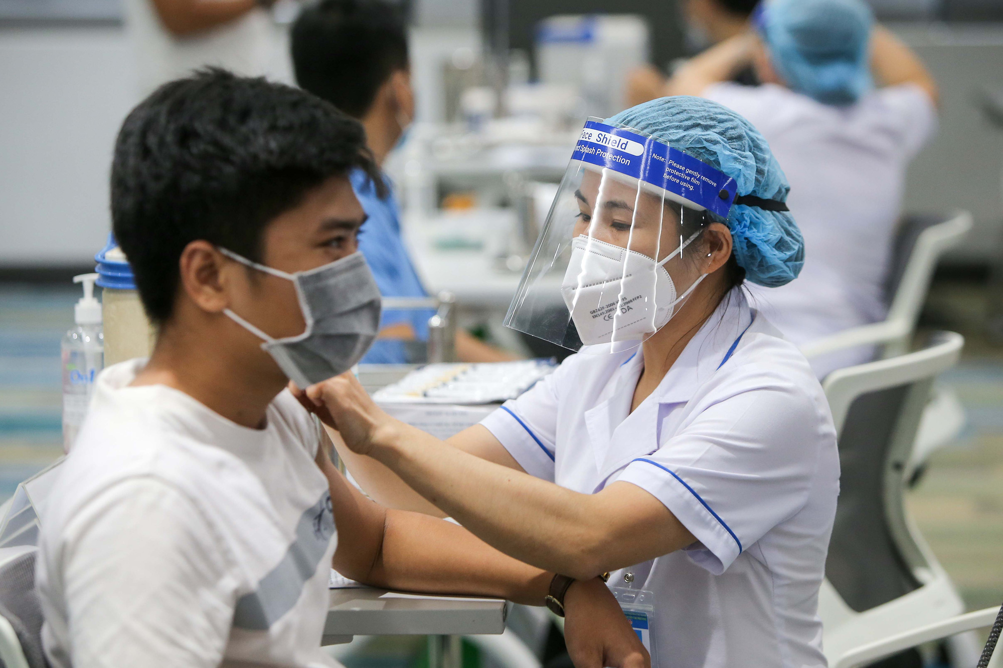 NÓNG: TP HCM ban hành tiêu chí để công trình xây dựng tiếp tục thi công - Ảnh 1.